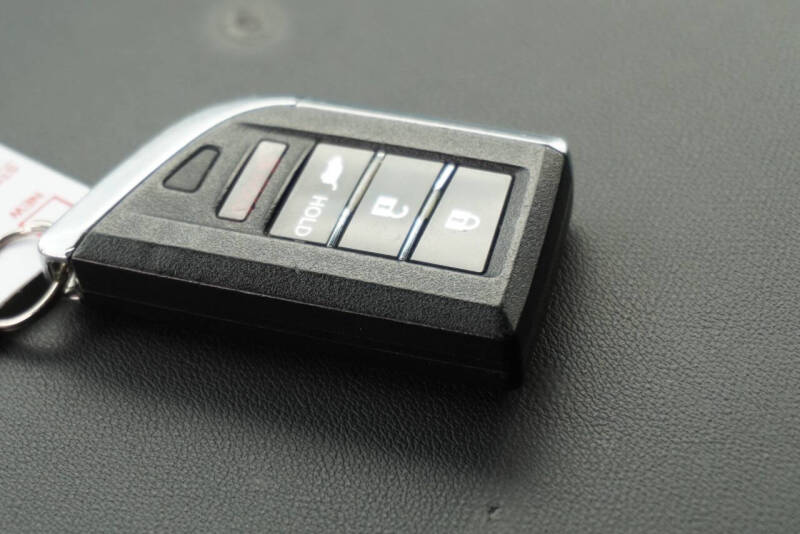 2022 Acura MDX w/Tech