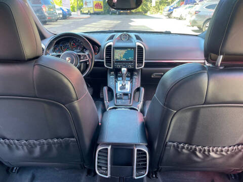 2016 Porsche Cayenne