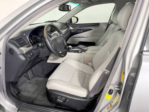 2014 Lexus LS 460