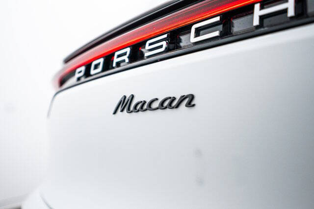 2026 Porsche Macan