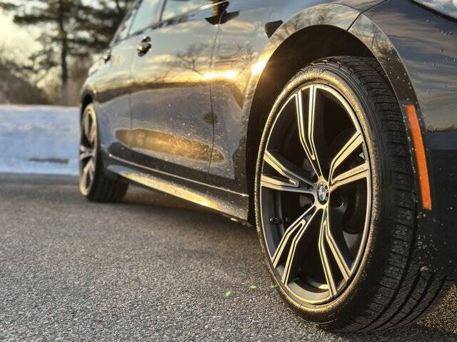 2023 BMW 3 Series 330i xDrive