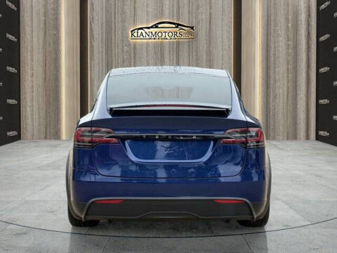 2023 Tesla Model X Standard Range