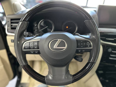 2018 Lexus LX 570 Two-Row