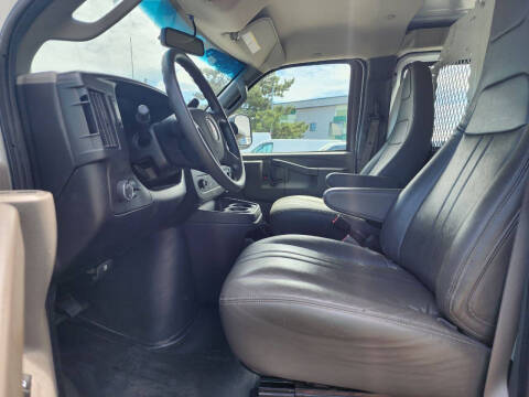 2017 GMC Savana 2500