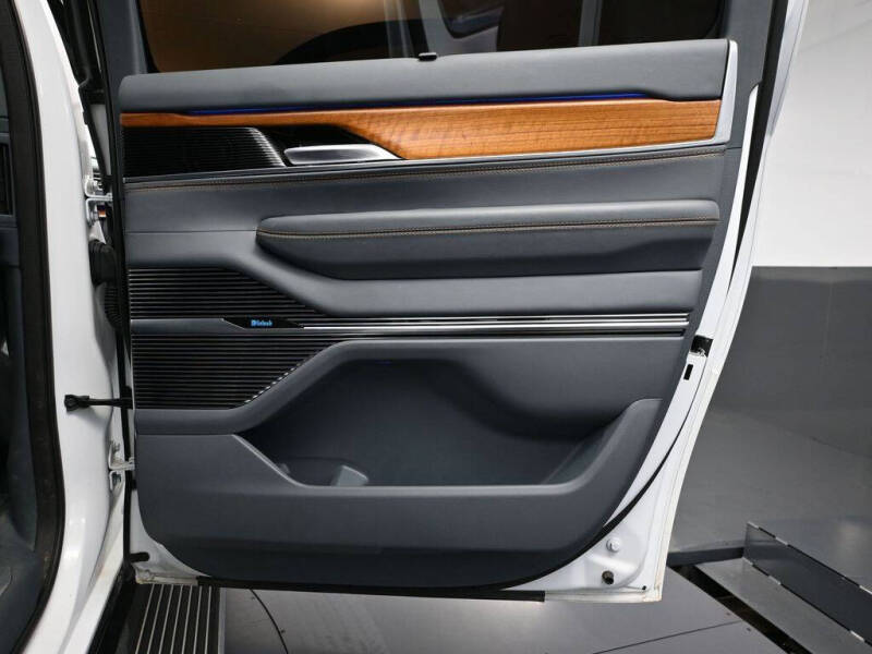 2023 Jeep Grand Wagoneer L Series II