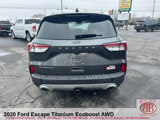 2020 Ford Escape Titanium