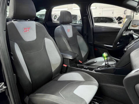 2018 Ford Focus ST