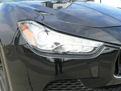 2017 Maserati Ghibli S