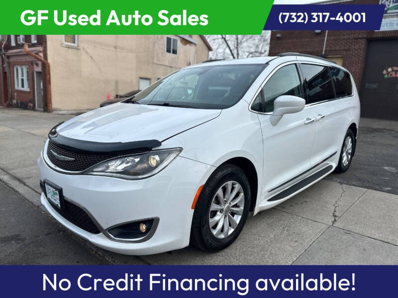 2017 Chrysler Pacifica Touring-L