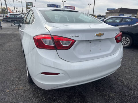2017 Chevrolet Cruze LT Auto