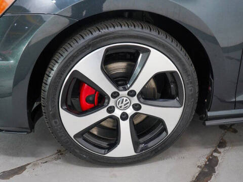 2017 Volkswagen Golf GTI S