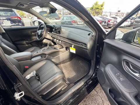 2025 Honda HR-V EX-L