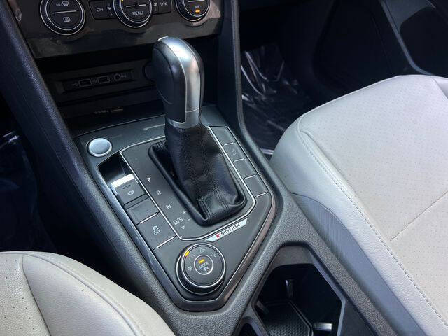 2018 Volkswagen Tiguan 2.0T SEL 4Motion