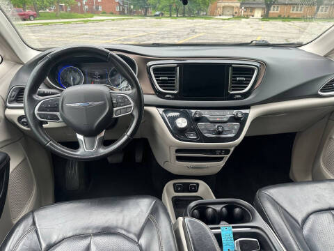 2018 Chrysler Pacifica Touring L
