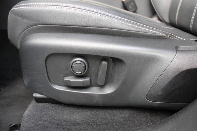 2021 Land Rover Range Rover Velar P250 R-Dynamic S