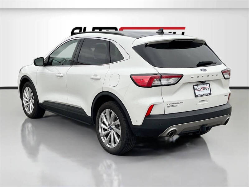 2022 Ford Escape Titanium