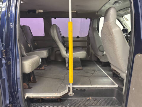 2013 Ford E-Series E-350 SD