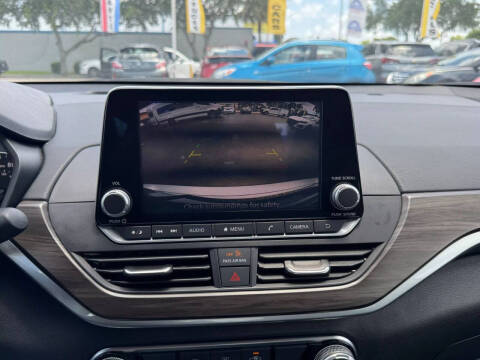 2023 Nissan Altima 2.5 SV