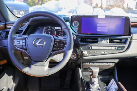 2025 Lexus ES 350