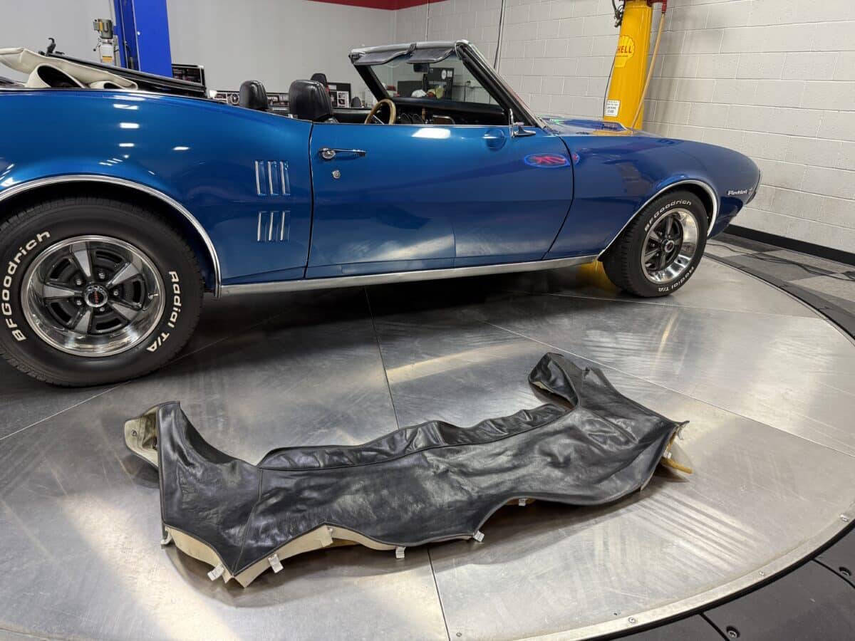 1968 Pontiac Firebird 63