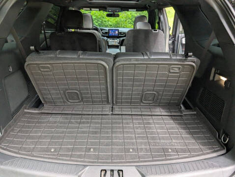 2024 Ford Explorer ST-Line