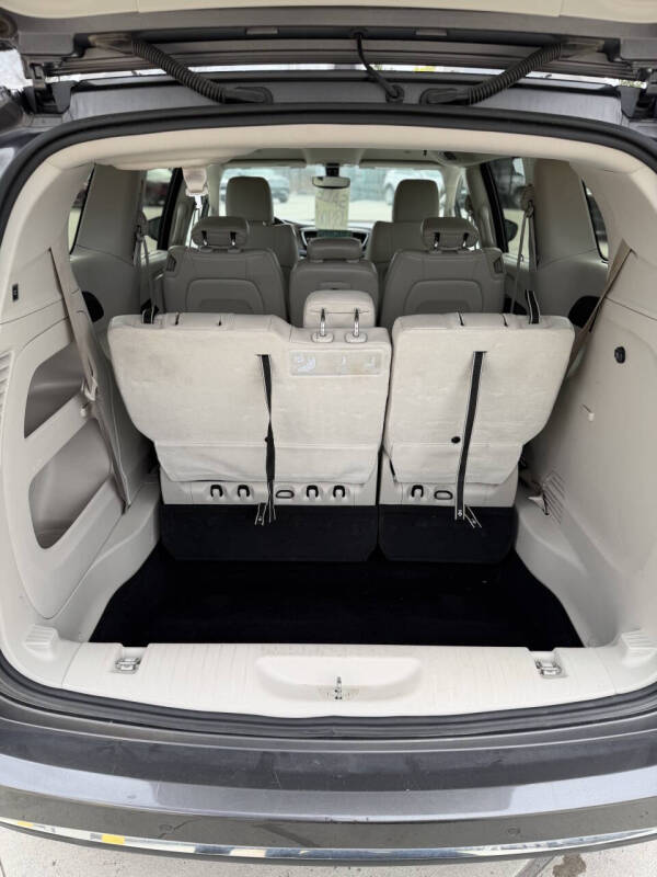 2019 Chrysler Pacifica Touring L
