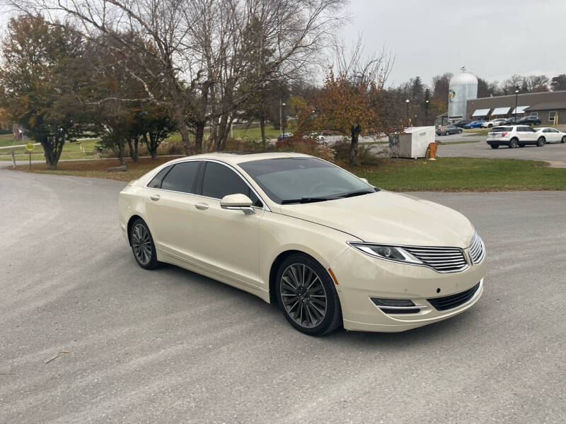 2016 Lincoln MKZ Base photo 4