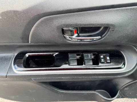 2016 Toyota Prius c