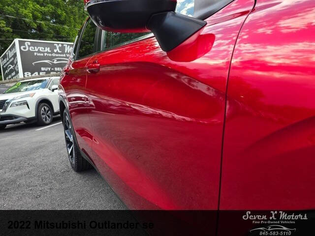 2022 Mitsubishi Outlander SE