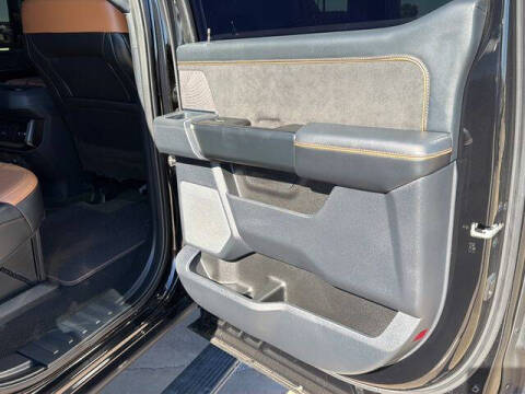 2023 Ford F-450 Super Duty Platinum