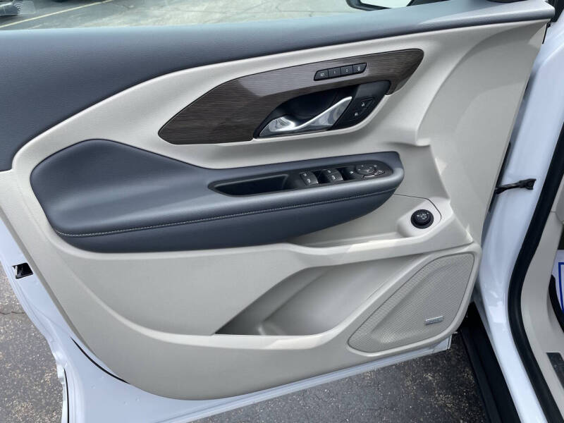 2023 GMC Terrain Denali