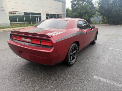 2010 Dodge Challenger SE