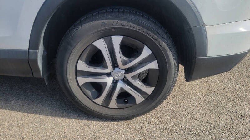 2016 Toyota RAV4 LE