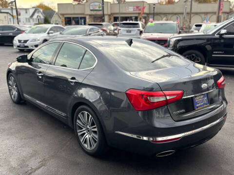 2014 Kia Cadenza Premium