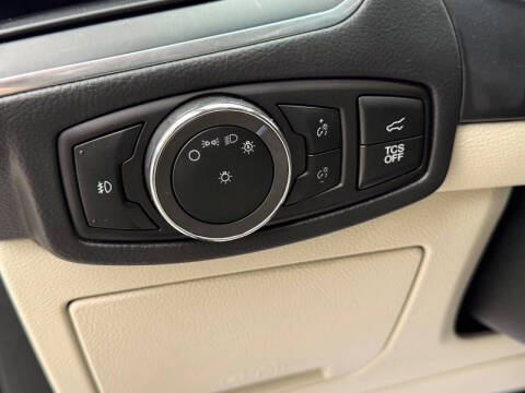 2024 Ford Edge Titanium