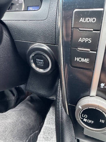 2014 Toyota Camry SE V6