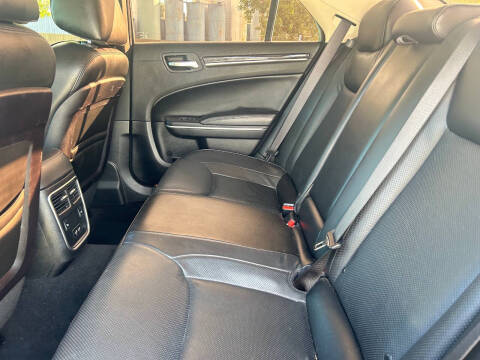 2019 Chrysler 300 Limited