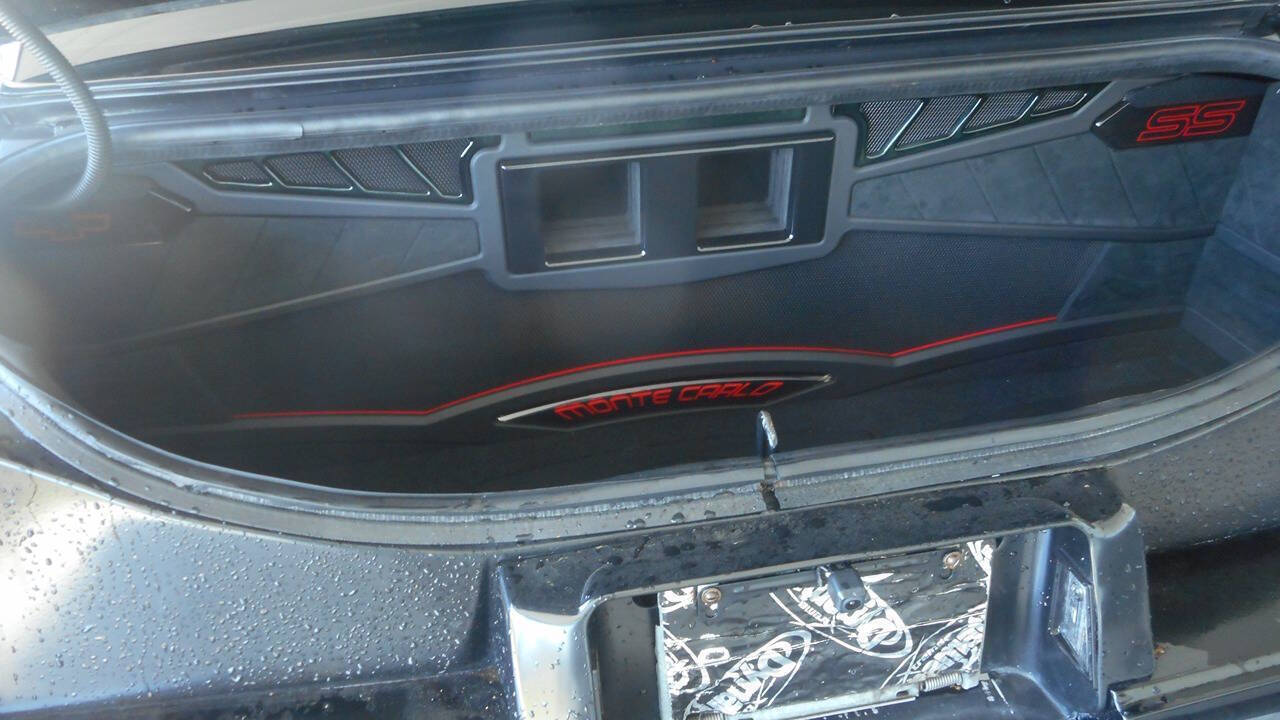 1987 Chevrolet Monte Carlo 8