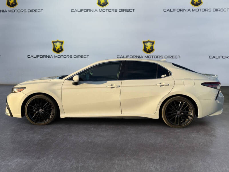 2022 Toyota Camry Hybrid XSE