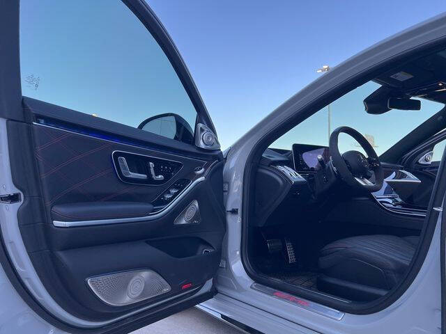 2024 Mercedes-Benz S-Class AMG S 63 E Performance