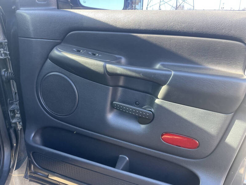 2004 Dodge Ram 2500 SLT