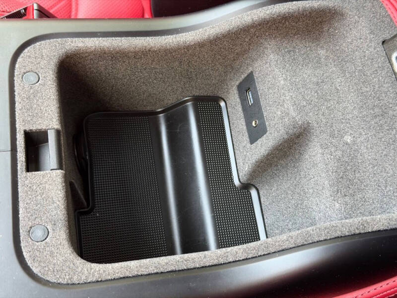 2016 Porsche Cayenne GTS