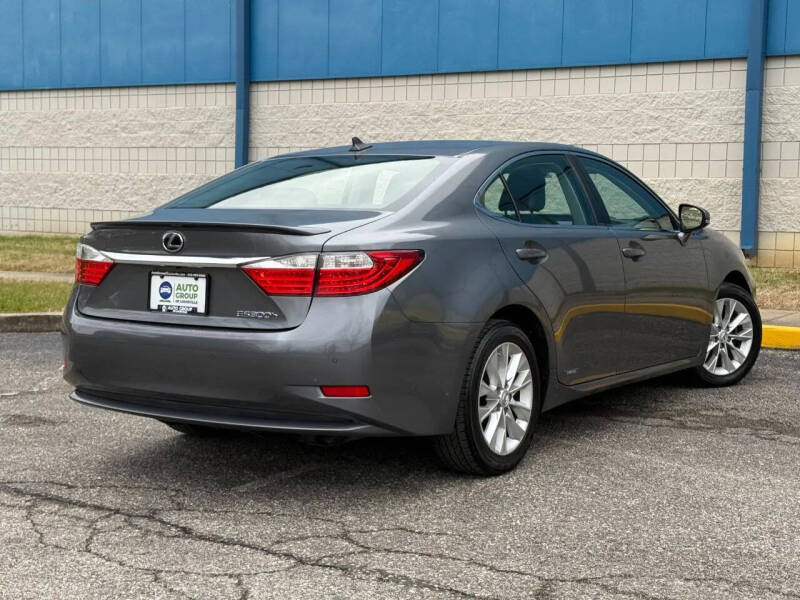 2013 Lexus ES 300h