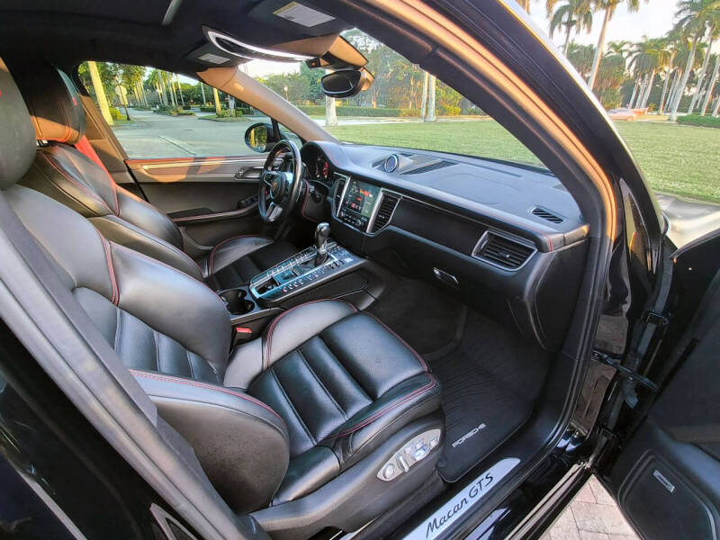 2018 Porsche Macan GTS