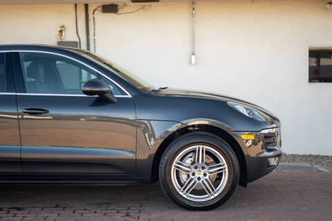 2017 Porsche Macan S