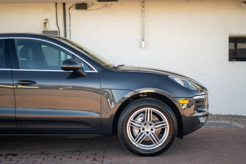 2017 Porsche Macan S