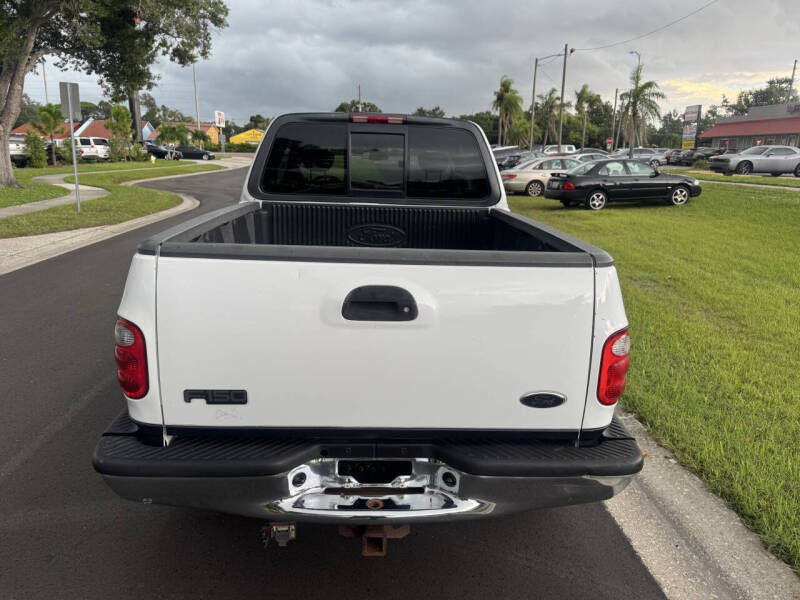2002 Ford F-150 Lariat