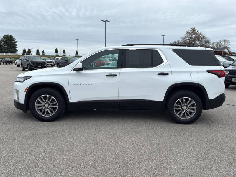 2023 Chevrolet Traverse LT Leather