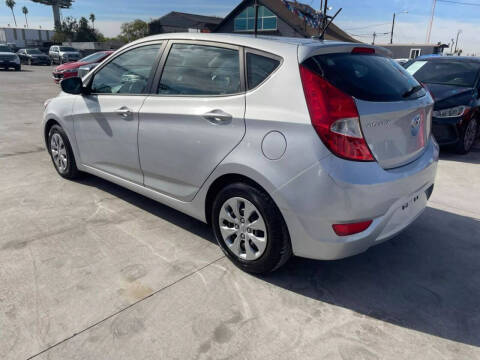 2017 Hyundai Accent SE