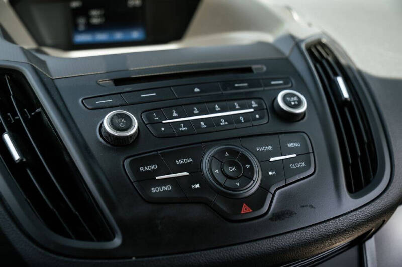2017 Ford Escape S